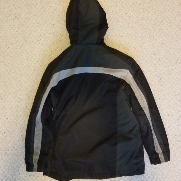 Weather proof jacket - Picture 2 of 2